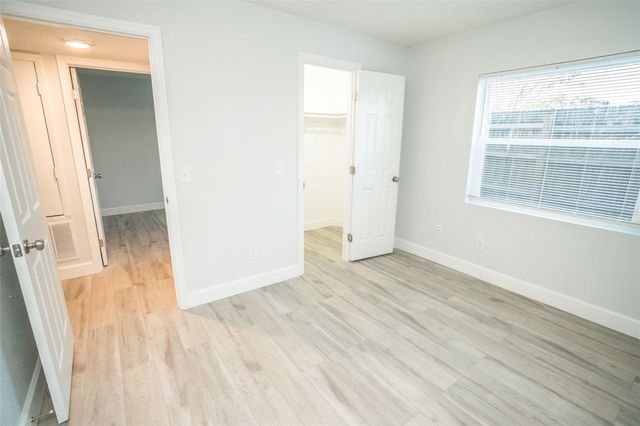 11314 N 52ND STREET B17, Tampa, FL 33617