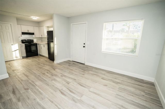 11314 N 52ND STREET B17, Tampa, FL 33617