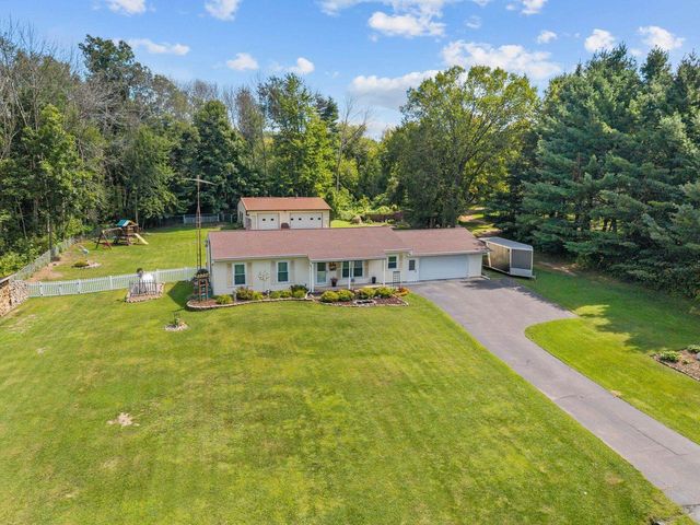 N5328 COLLIER ROAD, New London, WI 54961
