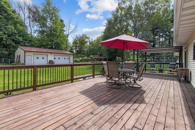 N5328 COLLIER ROAD, New London, WI 54961