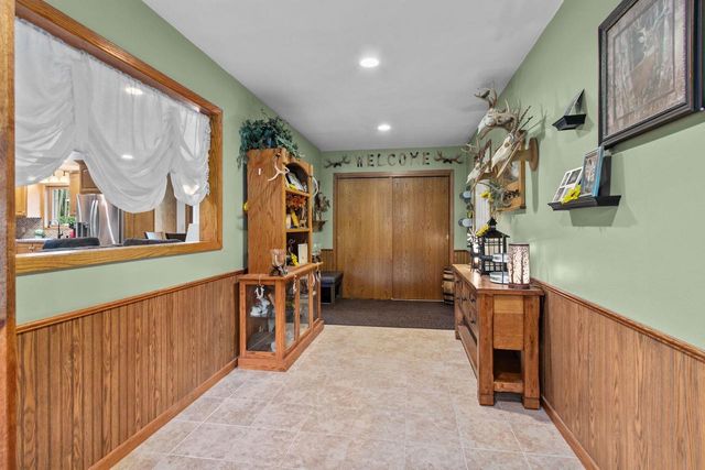 N5328 COLLIER ROAD, New London, WI 54961