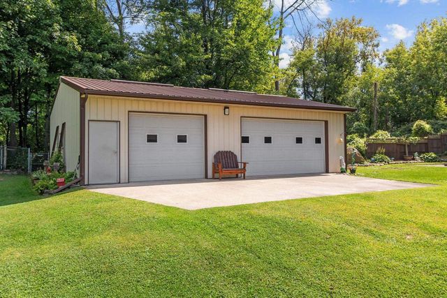 N5328 COLLIER ROAD, New London, WI 54961