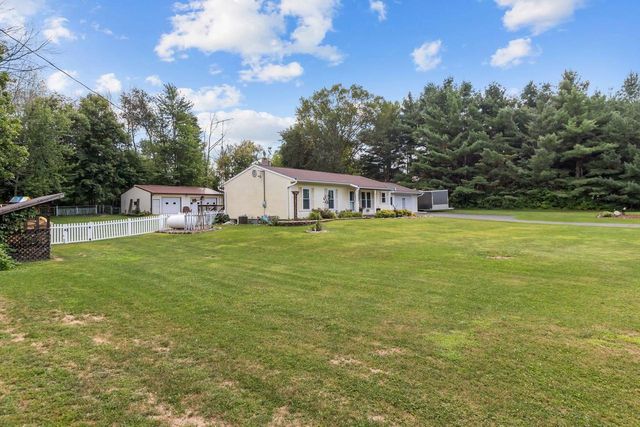 N5328 COLLIER ROAD, New London, WI 54961