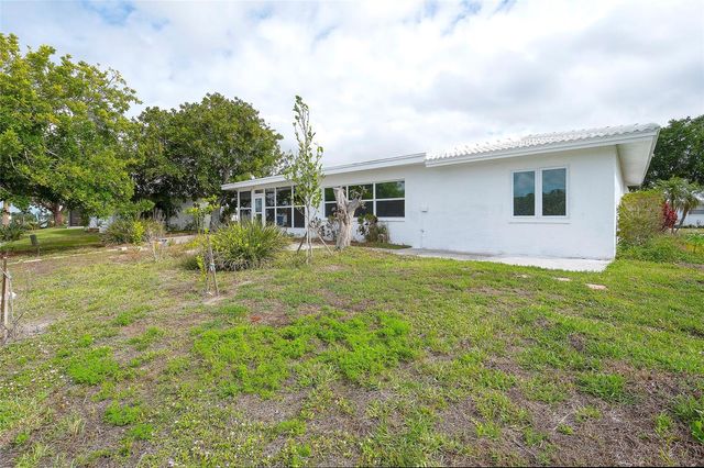 3810 JOYCE DRIVE, Bradenton, FL 34208