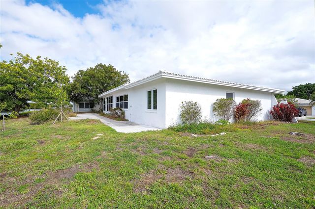 3810 JOYCE DRIVE, Bradenton, FL 34208