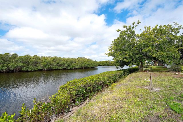 3810 JOYCE DRIVE, Bradenton, FL 34208