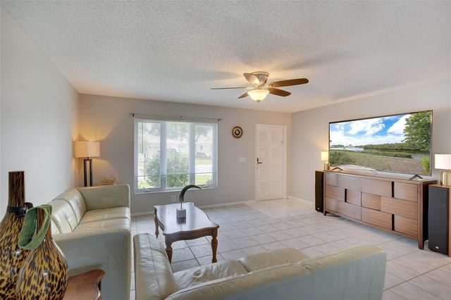 3810 JOYCE DRIVE, Bradenton, FL 34208