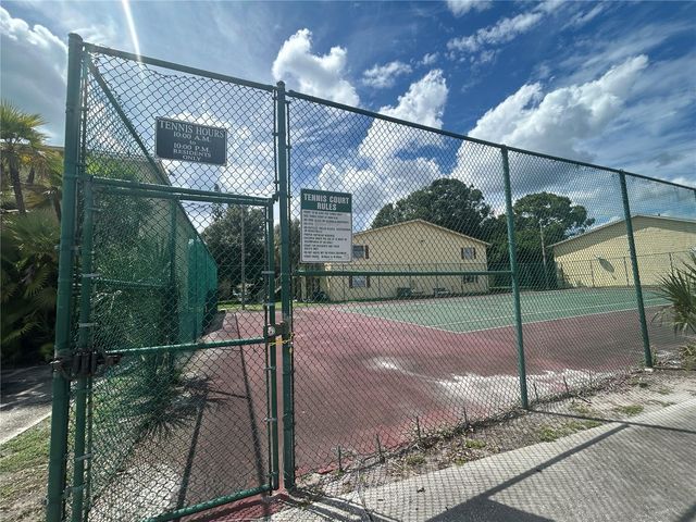 7502 BOLANOS COURT, Tampa, FL 33615