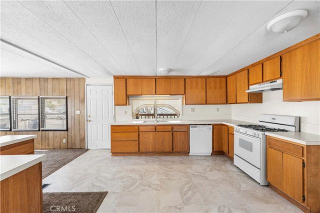 2121 Nadeau C-1, Mojave, CA 93501