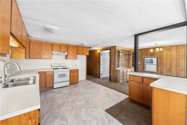 2121 Nadeau C-1, Mojave, CA 93501