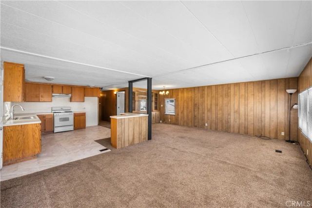 2121 Nadeau C-1, Mojave, CA 93501