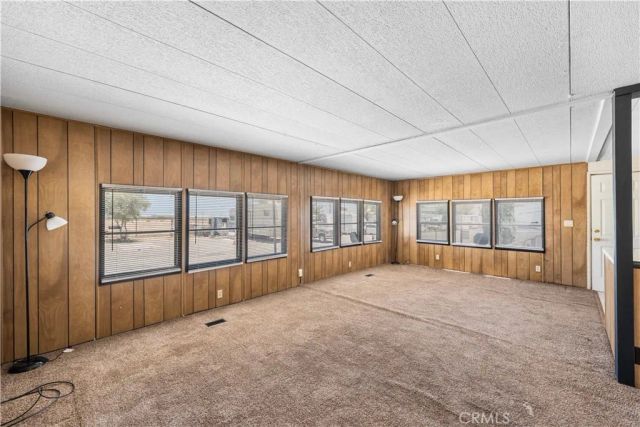 2121 Nadeau C-1, Mojave, CA 93501