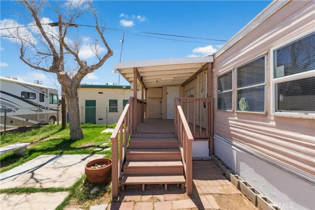 2121 Nadeau C-1, Mojave, CA 93501