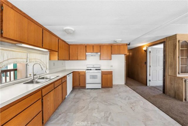 2121 Nadeau C-1, Mojave, CA 93501