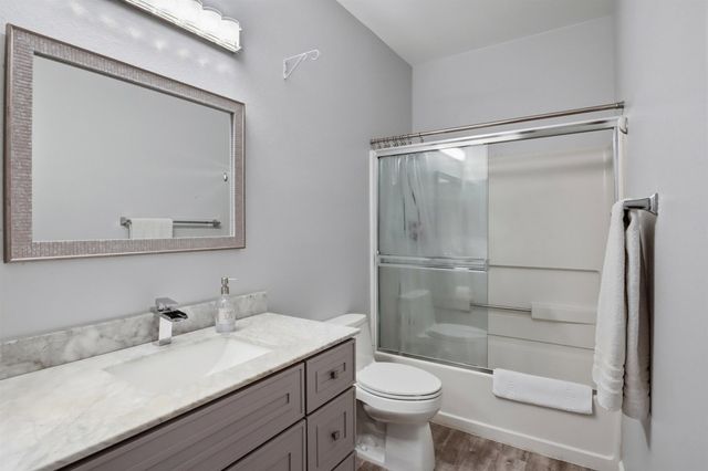 1280 1280 Stanhope Ln 246, Hayward, CA 94545