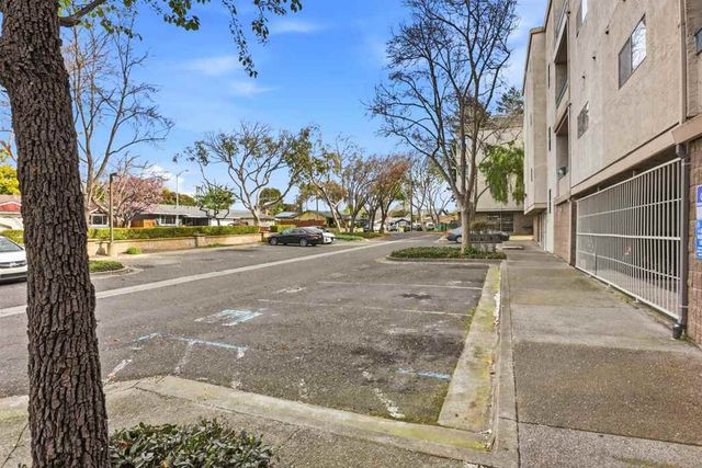 1280 1280 Stanhope Ln 246, Hayward, CA 94545