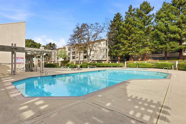 1280 1280 Stanhope Ln 246, Hayward, CA 94545