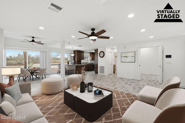 1183 Circulo Canario, Rio Rico, AZ 85648