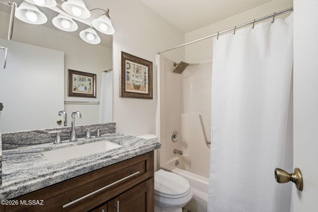 1183 Circulo Canario, Rio Rico, AZ 85648