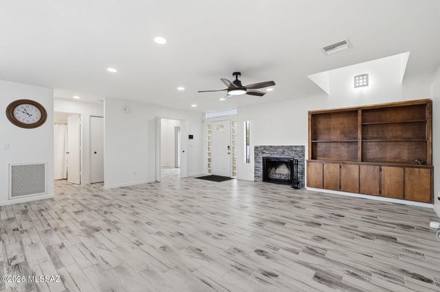 1183 Circulo Canario, Rio Rico, AZ 85648