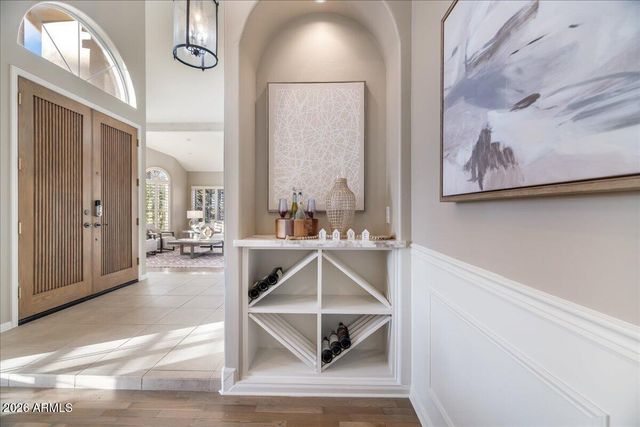 10075 E CORRINE Drive, Scottsdale, AZ 85260