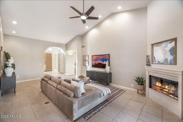 10075 E CORRINE Drive, Scottsdale, AZ 85260