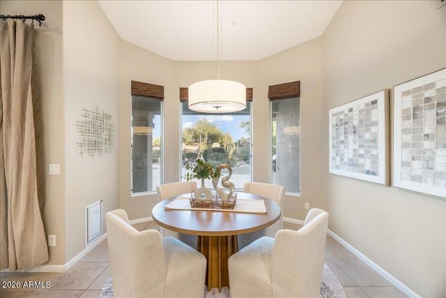 10075 E CORRINE Drive, Scottsdale, AZ 85260