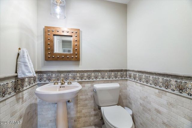 10075 E CORRINE Drive, Scottsdale, AZ 85260
