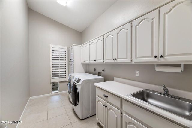10075 E CORRINE Drive, Scottsdale, AZ 85260