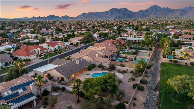 10075 E CORRINE Drive, Scottsdale, AZ 85260