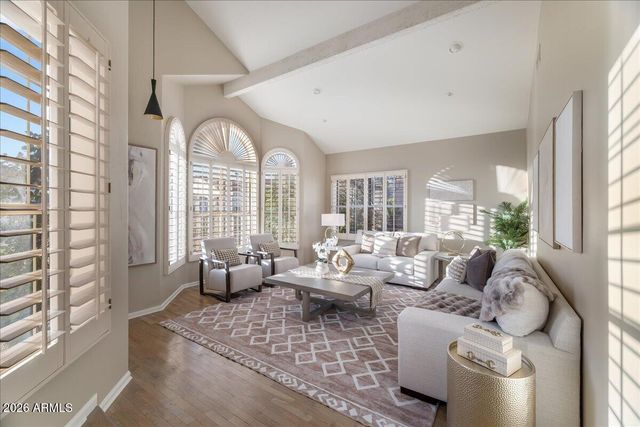 10075 E CORRINE Drive, Scottsdale, AZ 85260