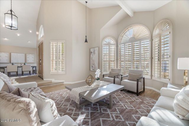 10075 E CORRINE Drive, Scottsdale, AZ 85260