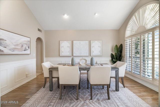 10075 E CORRINE Drive, Scottsdale, AZ 85260
