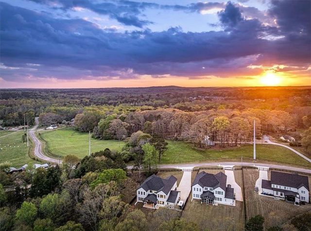 1017 Fleeman Road, Hoschton, GA 30548