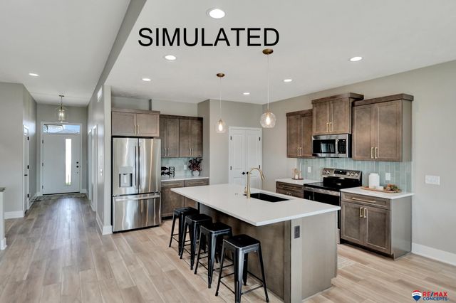 527 N 108 Street, Lincoln, NE 68527