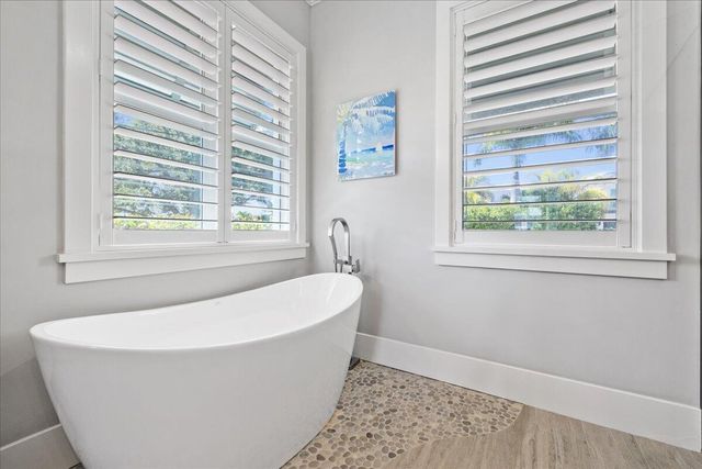 205 Body Court, Jupiter, FL 33477