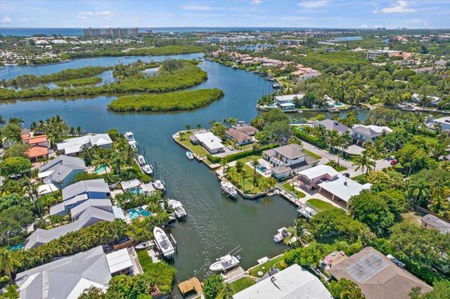 205 Body Court, Jupiter, FL 33477