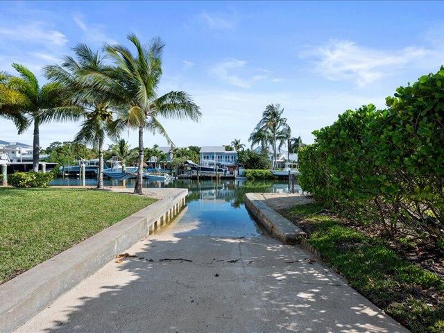 205 Body Court, Jupiter, FL 33477