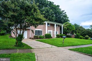 6907 BARNACK DR, Springfield, VA 22152