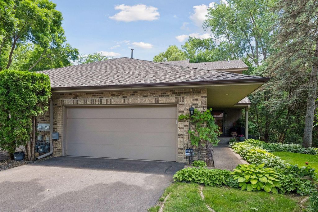 1140 Hollybrook Drive, Wayzata, MN 55391 — photo 3