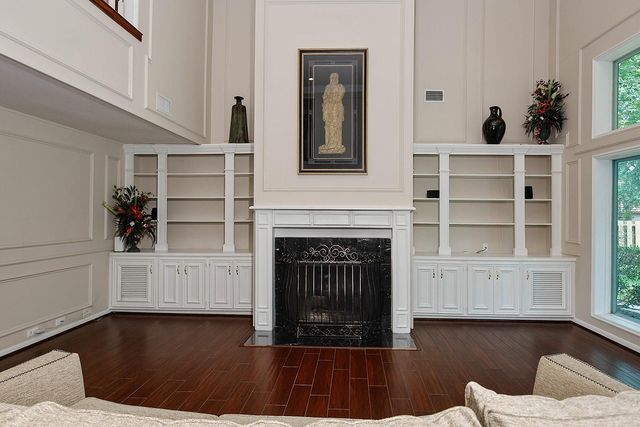 2504 Wild Wind Place, The Woodlands, TX 77380