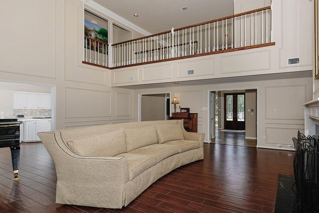 2504 Wild Wind Place, The Woodlands, TX 77380