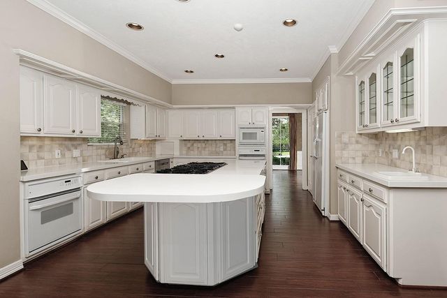 2504 Wild Wind Place, The Woodlands, TX 77380
