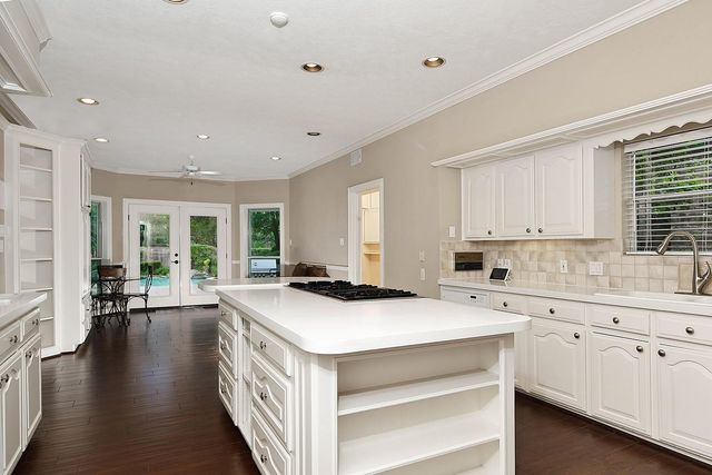 2504 Wild Wind Place, The Woodlands, TX 77380