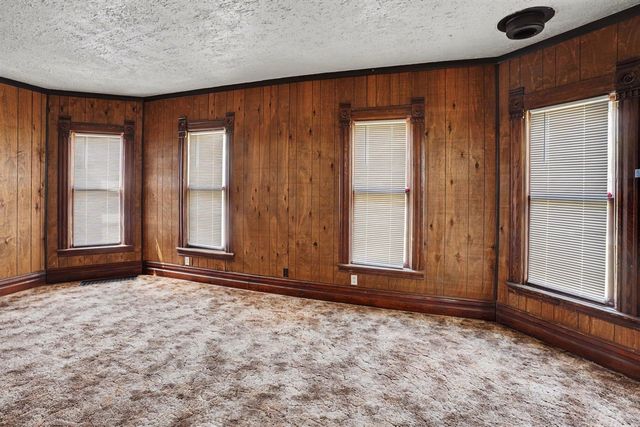 361 W Allegan Street, Otsego, MI 49078