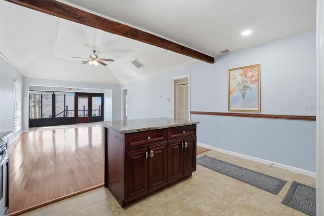 1022 VILLA LANE 11, Apopka, FL 32712