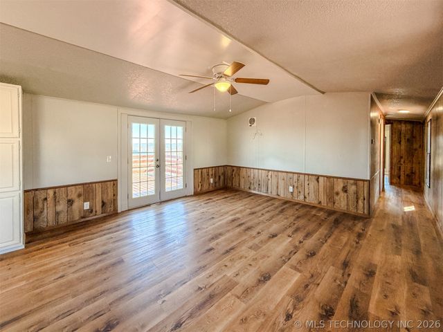 18029 W Sugar Hollow Road, Park Hill, OK 74451