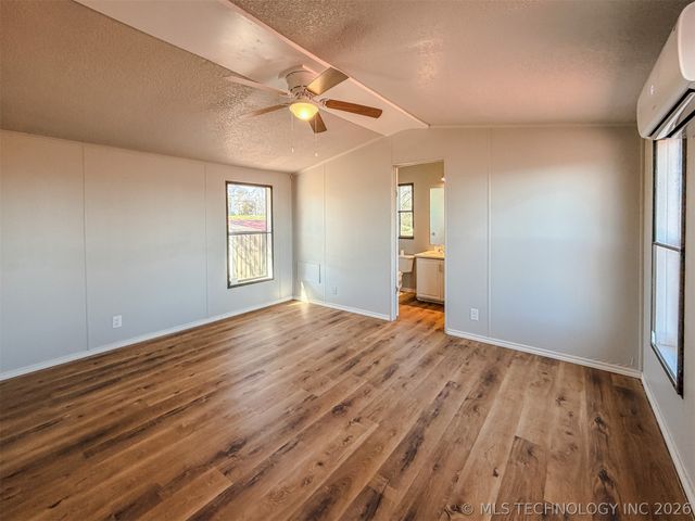 18029 W Sugar Hollow Road, Park Hill, OK 74451