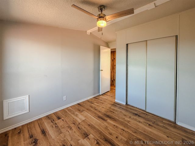 18029 W Sugar Hollow Road, Park Hill, OK 74451