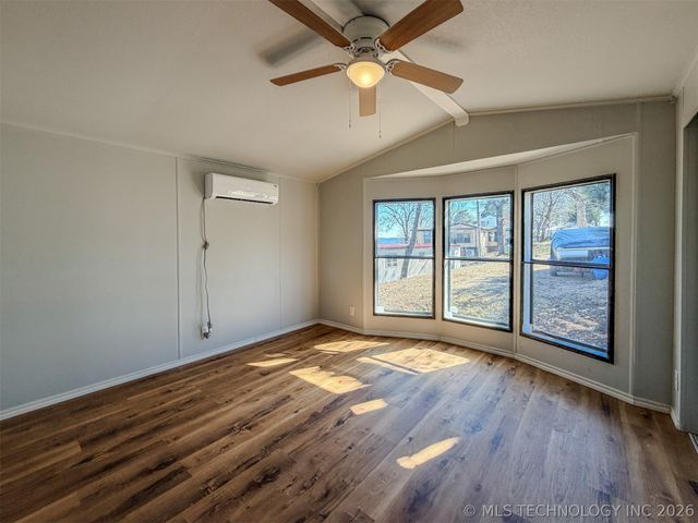 18029 W Sugar Hollow Road, Park Hill, OK 74451